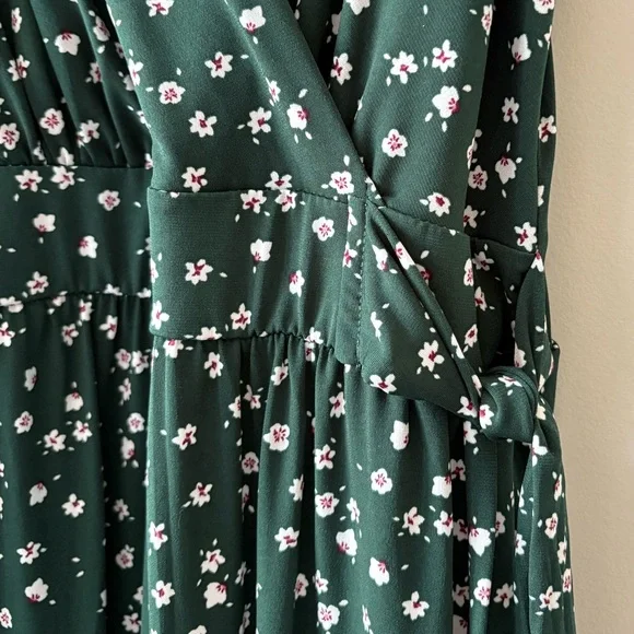 Kaileigh Rochelle Knit Floral Jumpsuit - Picture 10 of 15